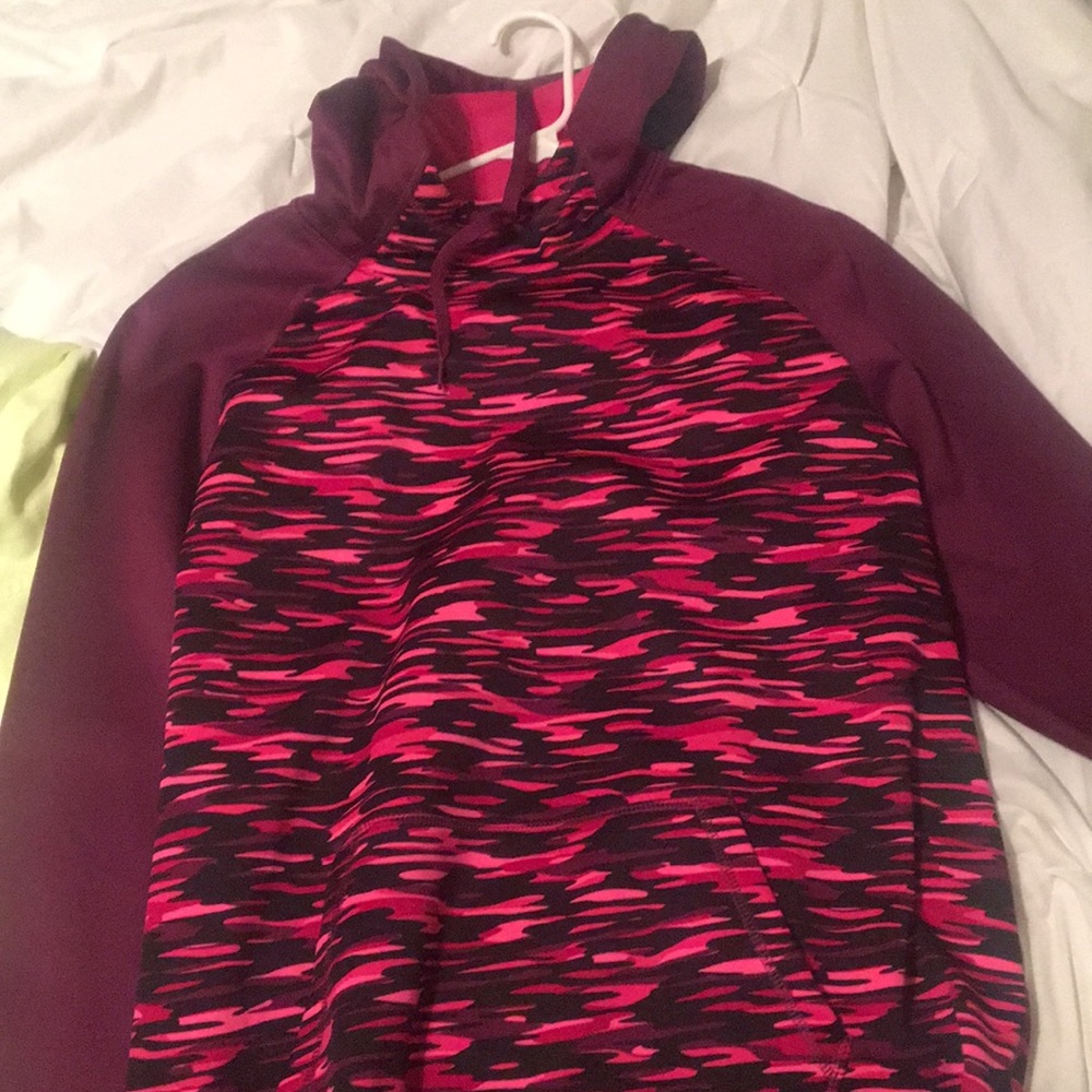 Nike sweatshirt